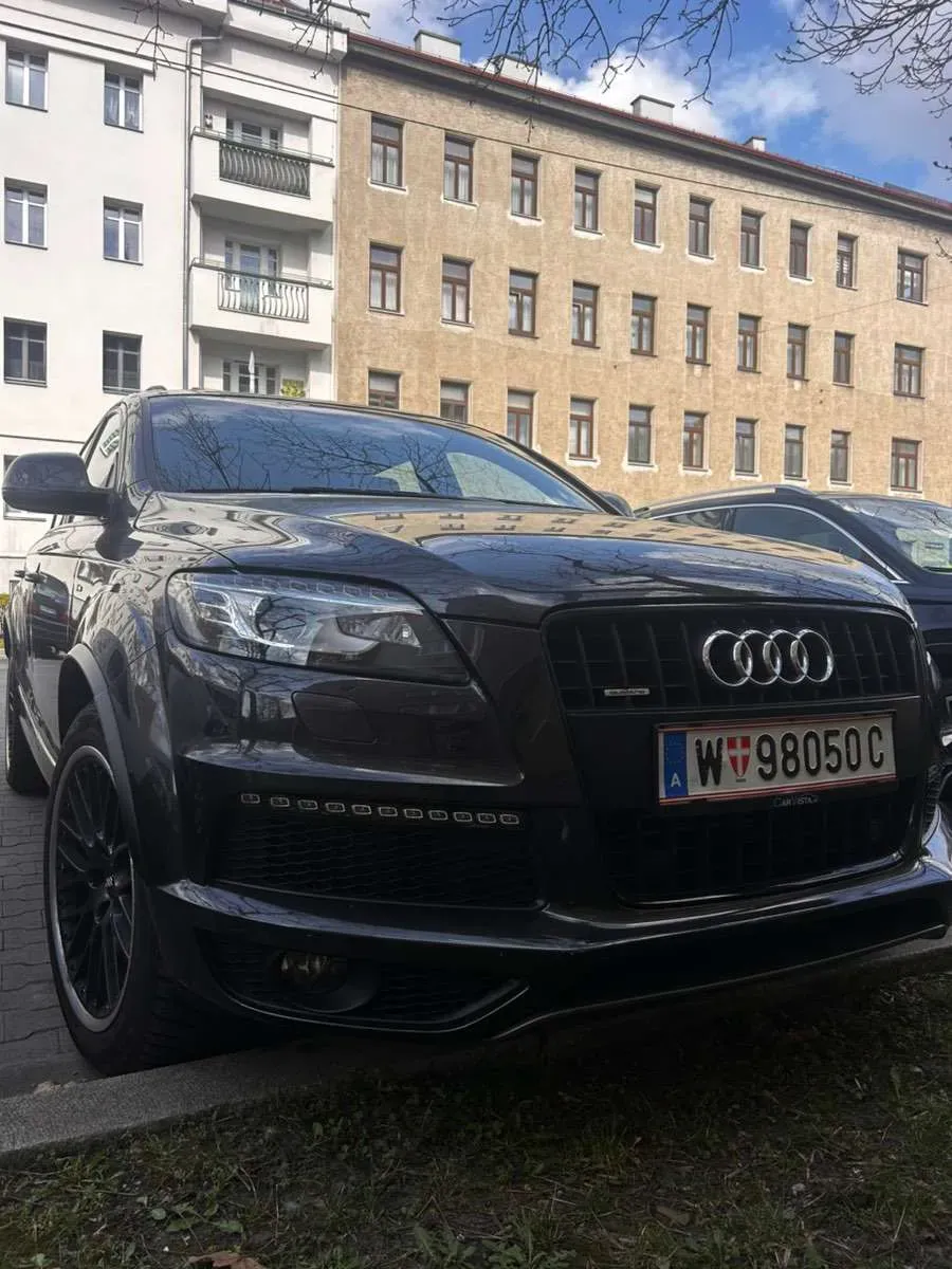 Audi Q7 2014 photo 3