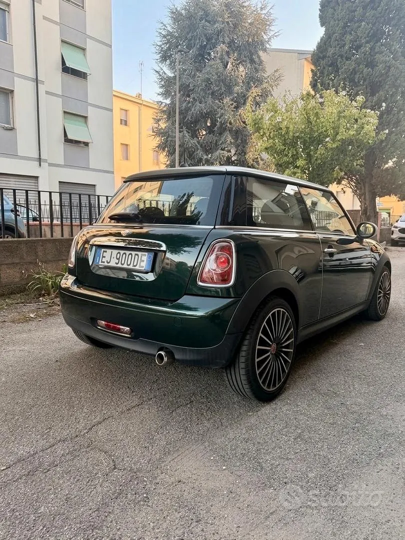 Mini Cooper 2011 photo 3