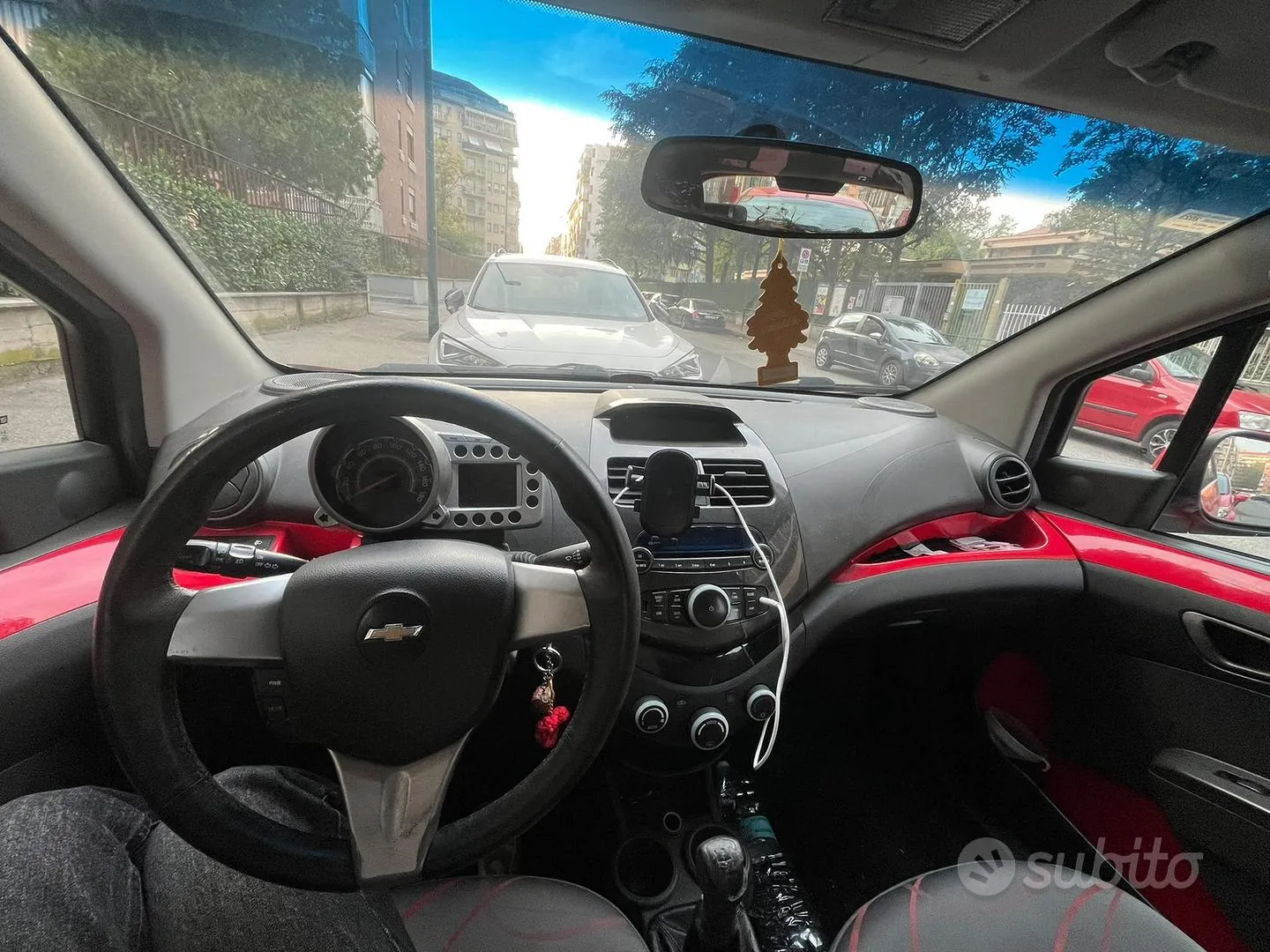 Chevrolet Spark 2011 photo 3