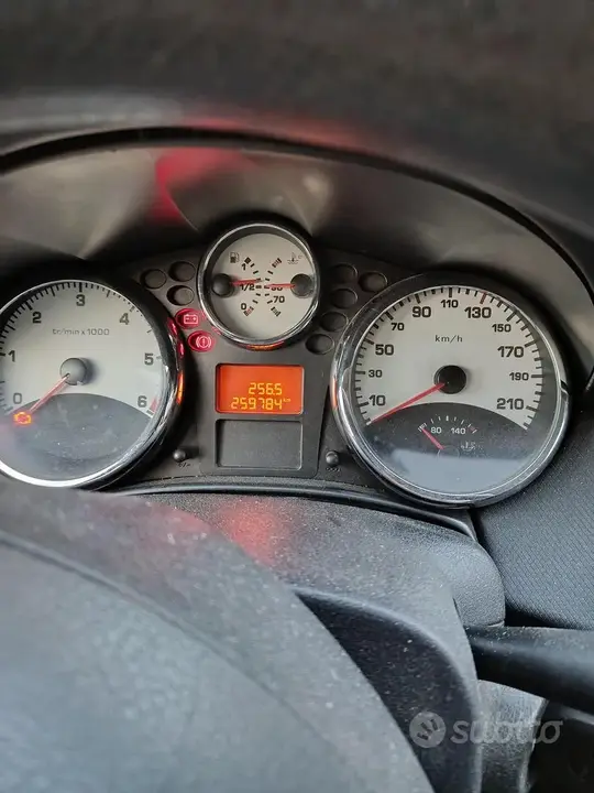 Peugeot 207 2007 photo 3