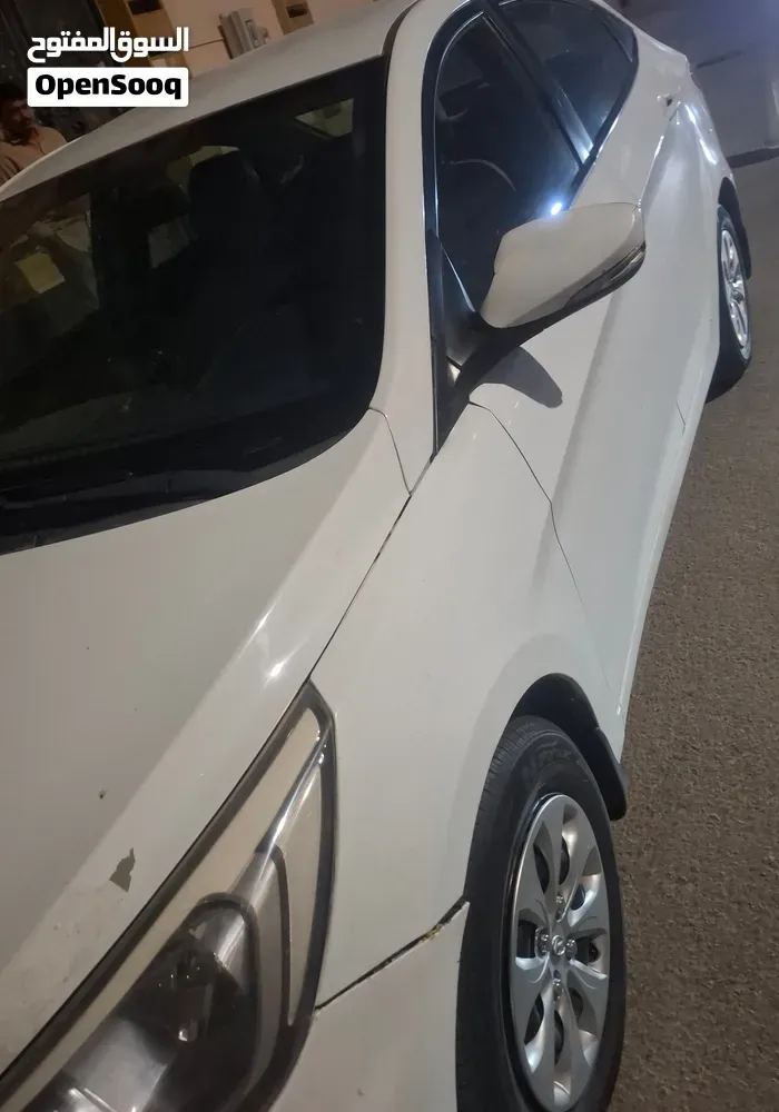 Hyundai Accent 2016 photo 3