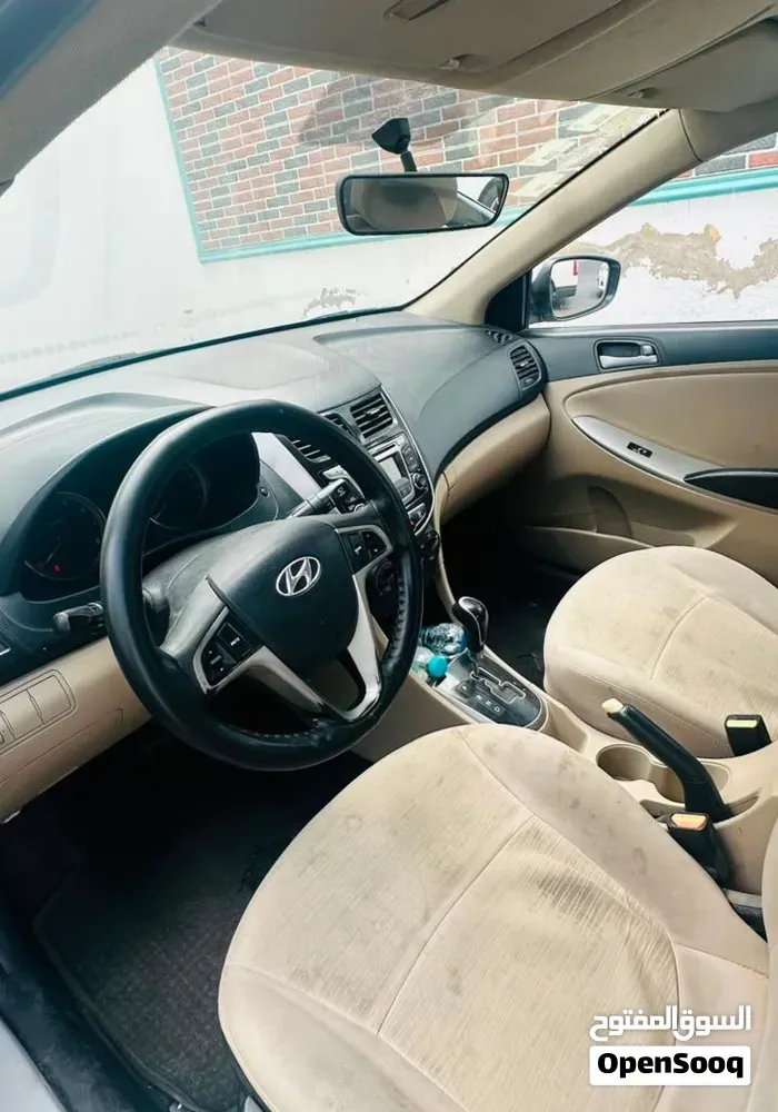 Hyundai Accent 2016 photo 5