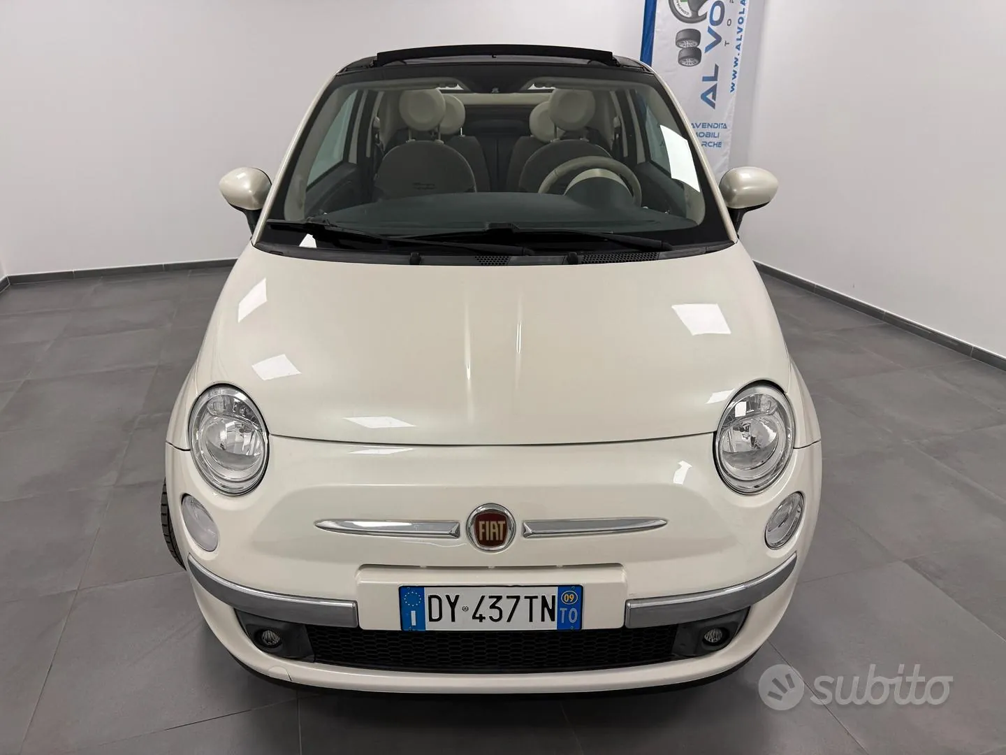 Fiat 500 Cabrio 2009 photo 3