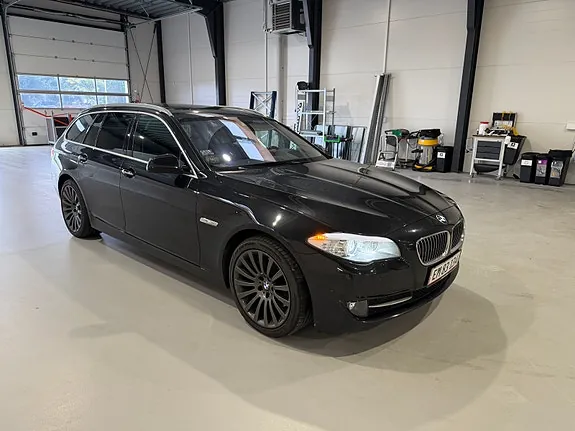 BMW 525D 2012 photo 2