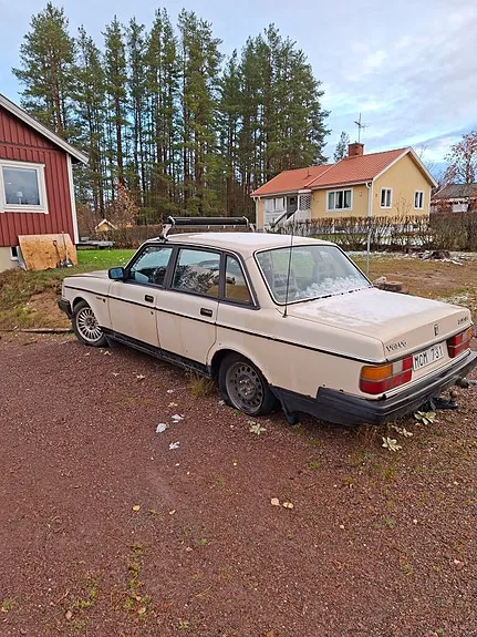 Volvo 240 1987 photo 3