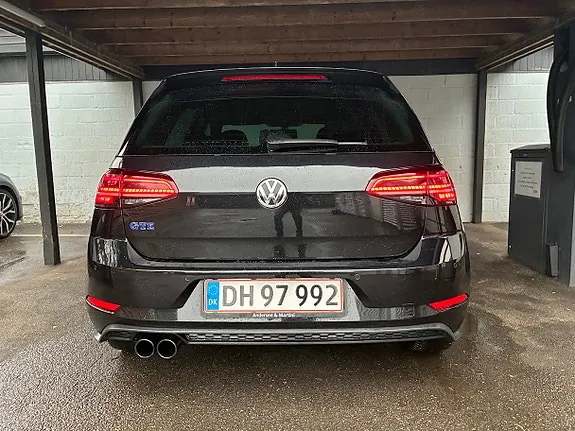 Volkswagen Golf Vii 2018 photo 3