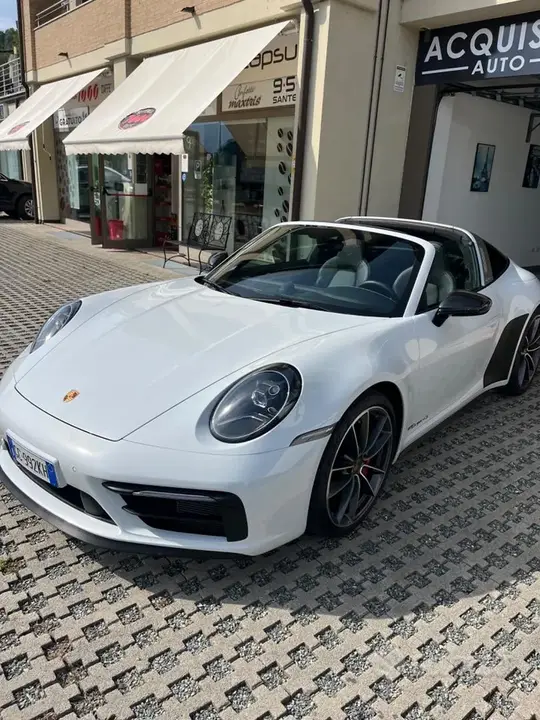 Porsche 911 2021 photo 3