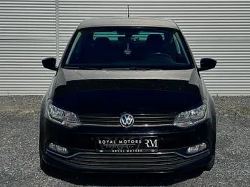 Volkswagen Polo 2015 photo 2