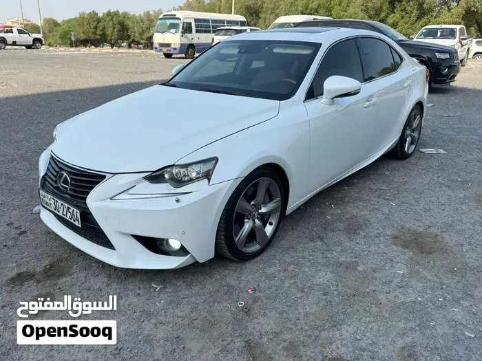 Lexus Is350 2014 photo 2