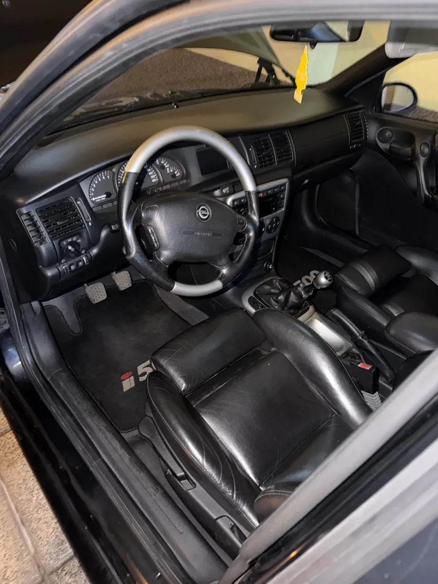 Opel Vectra 1998 photo 3