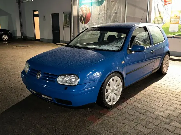 Volkswagen Golf 4