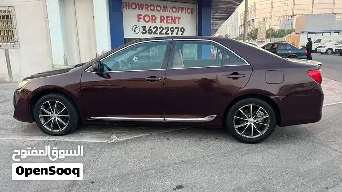 Toyota Camry 2015 photo 2