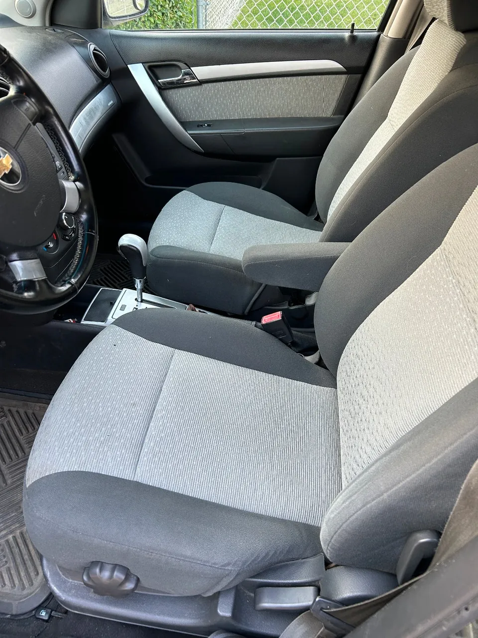 Chevrolet Aveo 2010 photo 5
