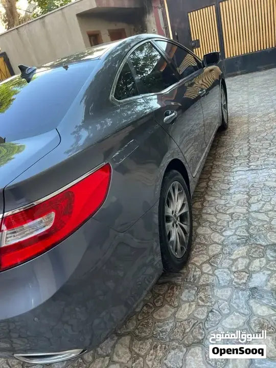 Hyundai Grandeur 2012 photo 3