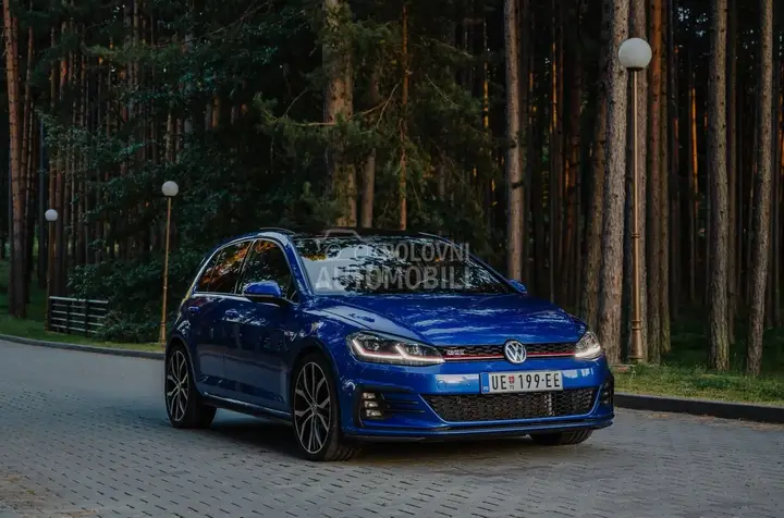 Volkswagen Golf 7 2018 photo 2