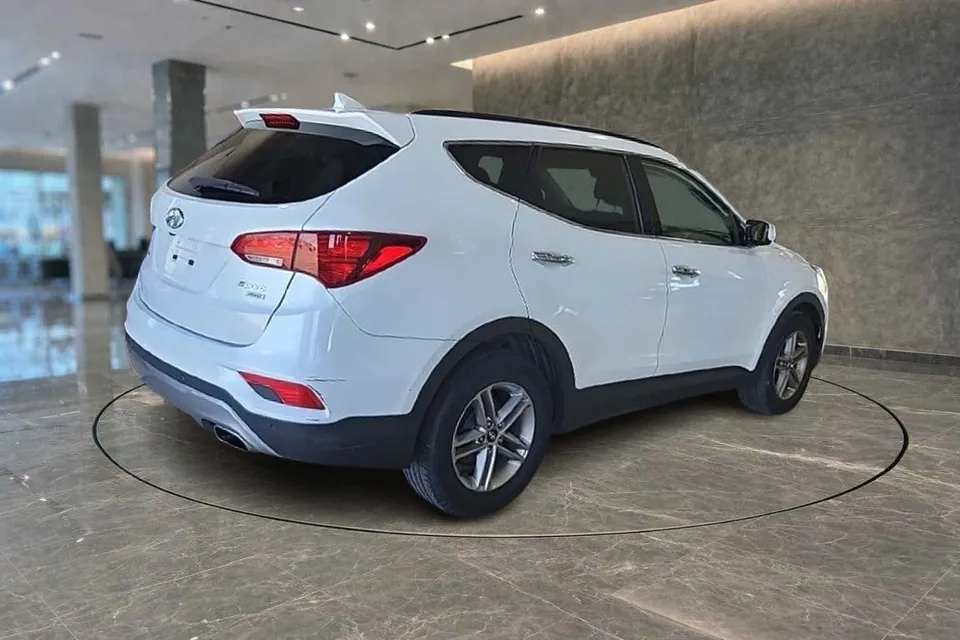 Hyundai Santa Fe 2018 photo 3