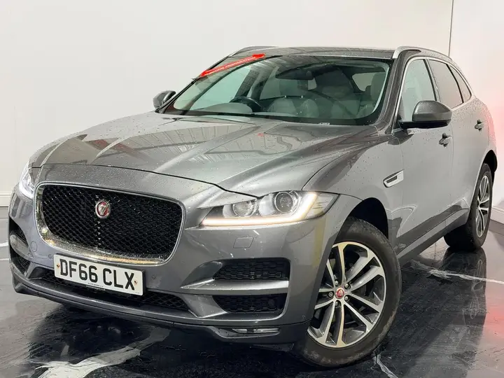 Jaguar F-Pace 2016 photo 3