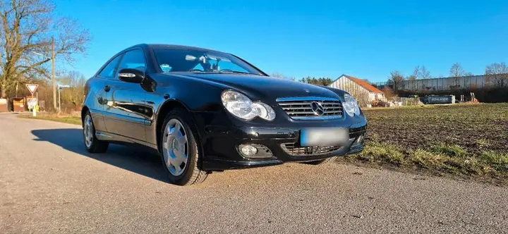 Mercedes-Benz C200 Coupe