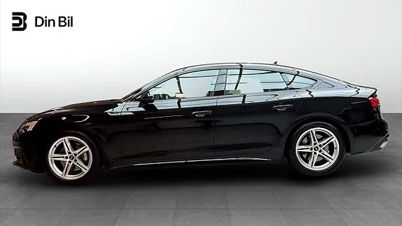 Audi A5 2021 photo 2