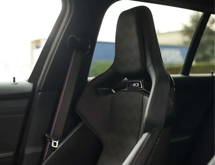 BMW M3 Touring 2025 photo 4