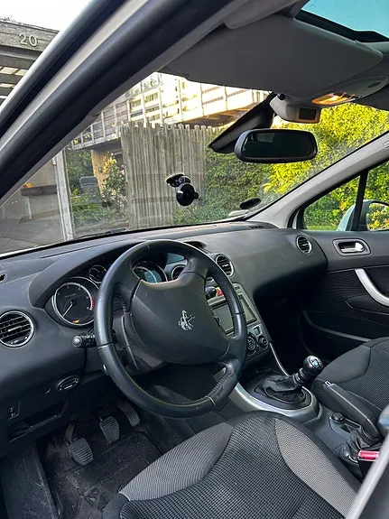 Peugeot 308 2010 photo 4