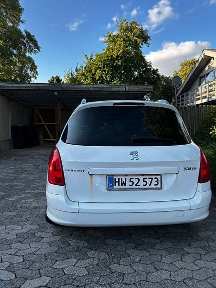 Peugeot 308 2010 photo 3