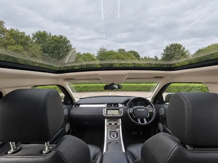 Land Rover Range Rover Evoque 2014 photo 2