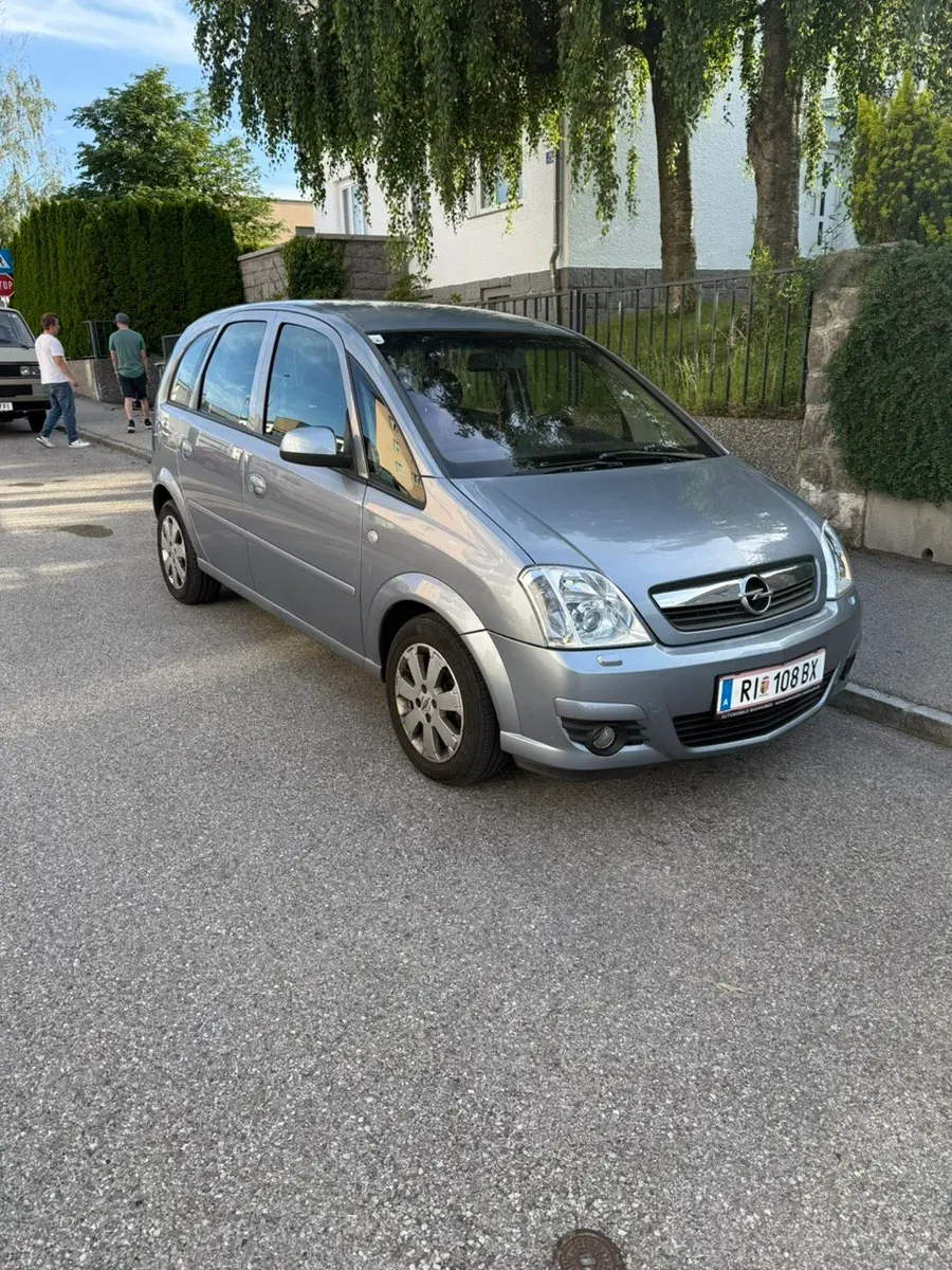 Opel Meriva 2010 photo 2
