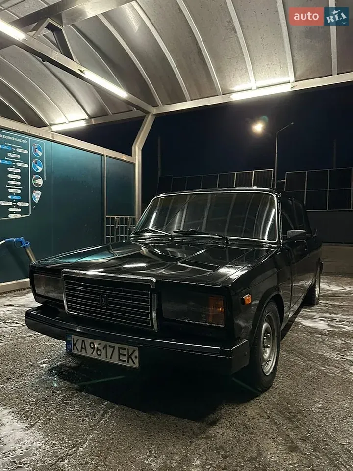 Lada 2105 1989 photo 2