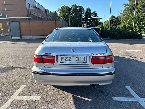 Honda Accord 1998 photo 5