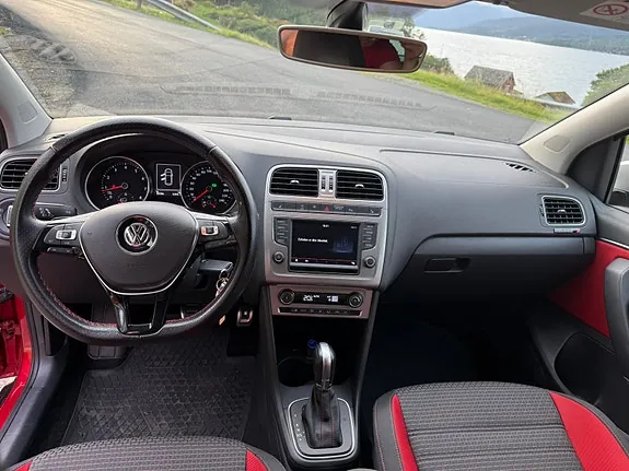 Volkswagen Polo Cross 2016 photo 2