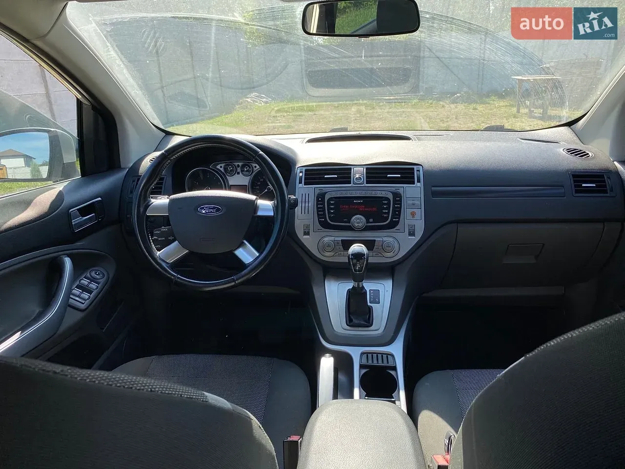 Ford Kuga 2010 photo 5
