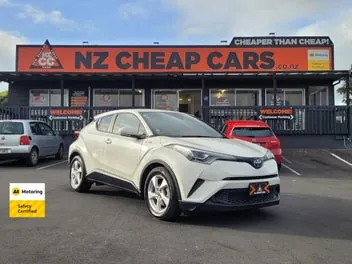 Toyota C-Hr 2018 photo 2