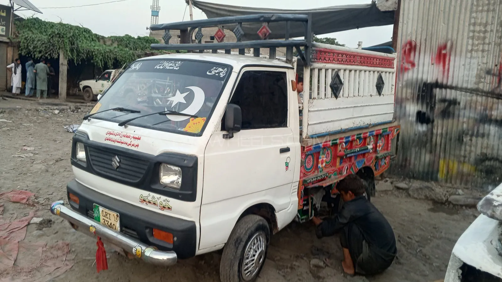 Suzuki Ravi