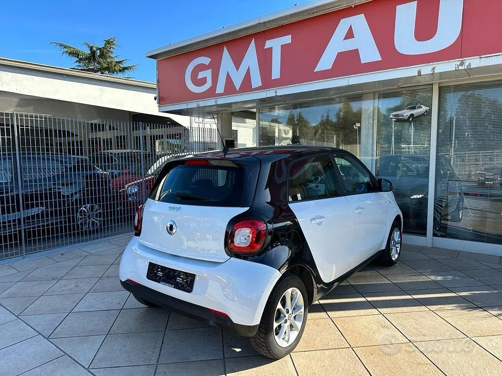 Smart Forfour 2016 photo 5