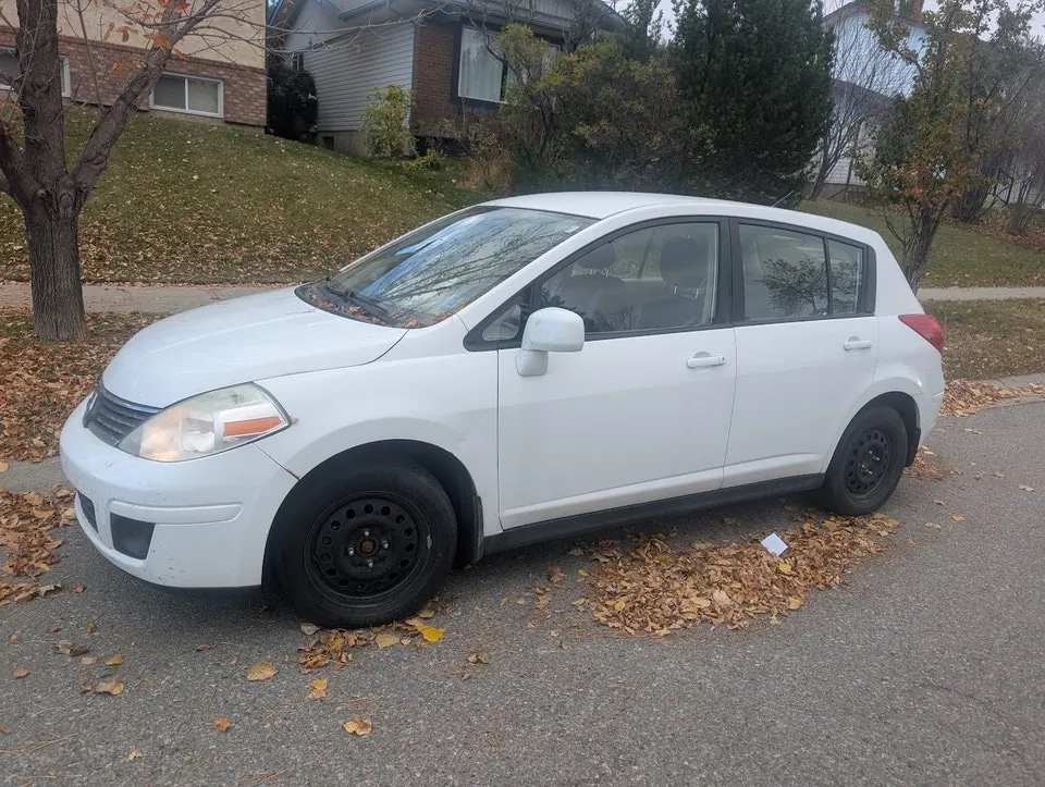 Nissan Versa