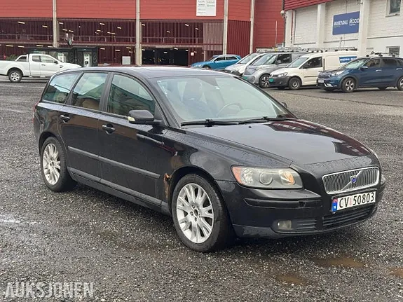 Volvo V50 2005 photo 2