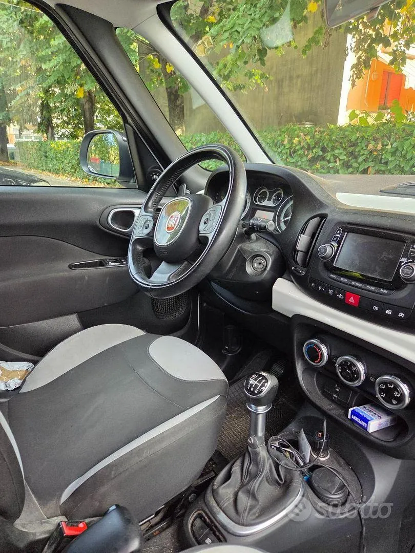 Fiat 500L 2015 photo 3