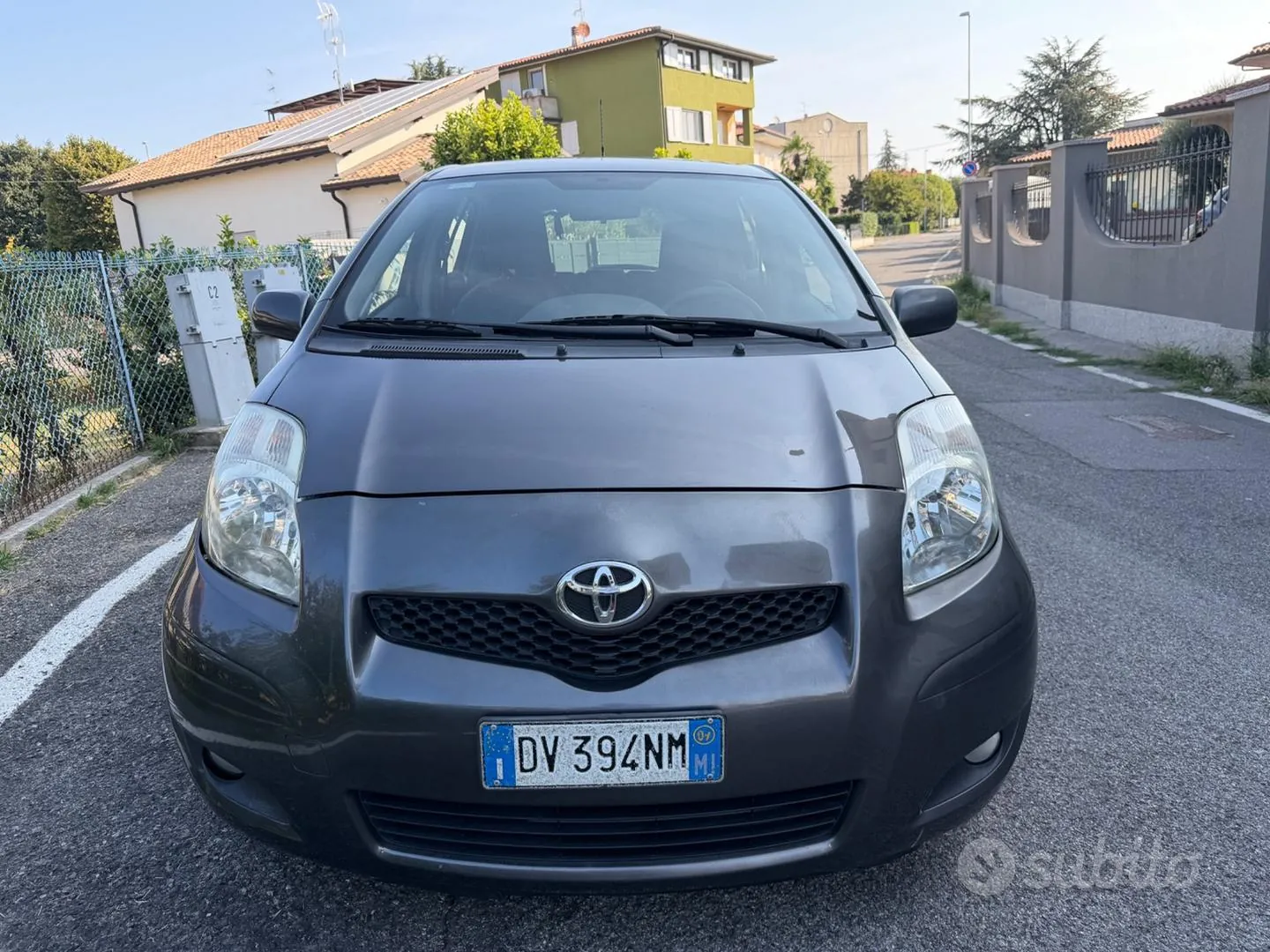 Toyota Yaris 2009 photo 2