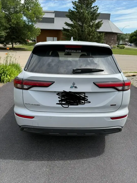 Mitsubishi Outlander 2022 photo 4