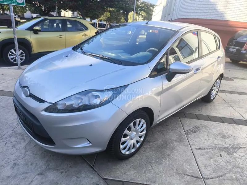 Ford Fiesta 2009 photo 2
