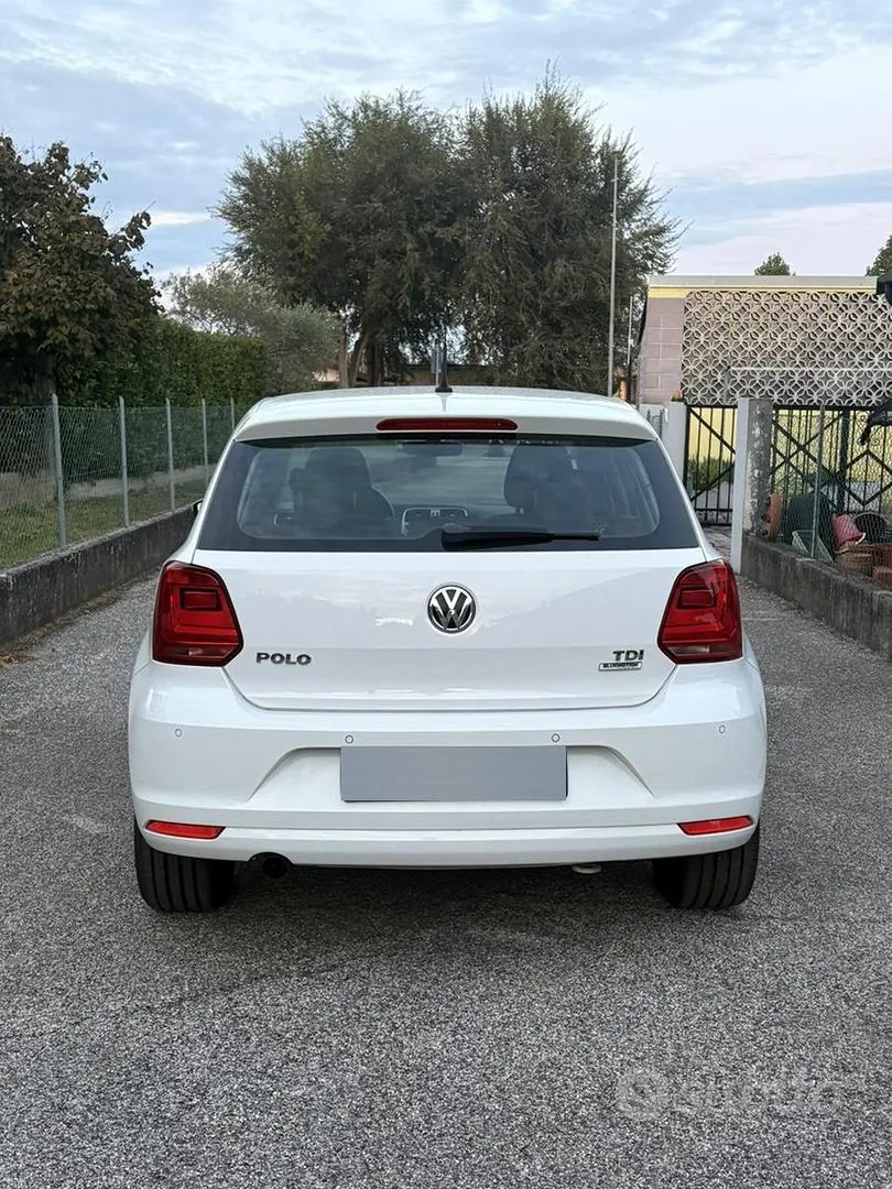 Volkswagen Polo 2016 photo 3
