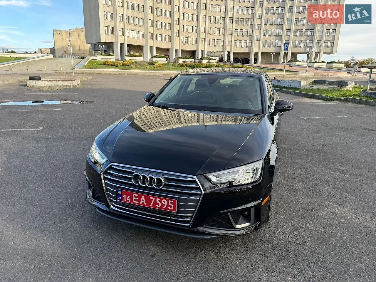 Audi A4 2019 photo 5
