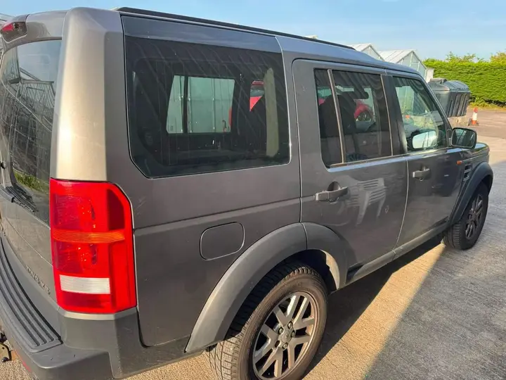 Land Rover Discovery 3 2007 photo 4