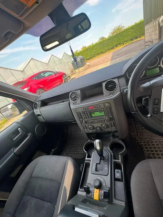 Land Rover Discovery 3 2007 photo 2