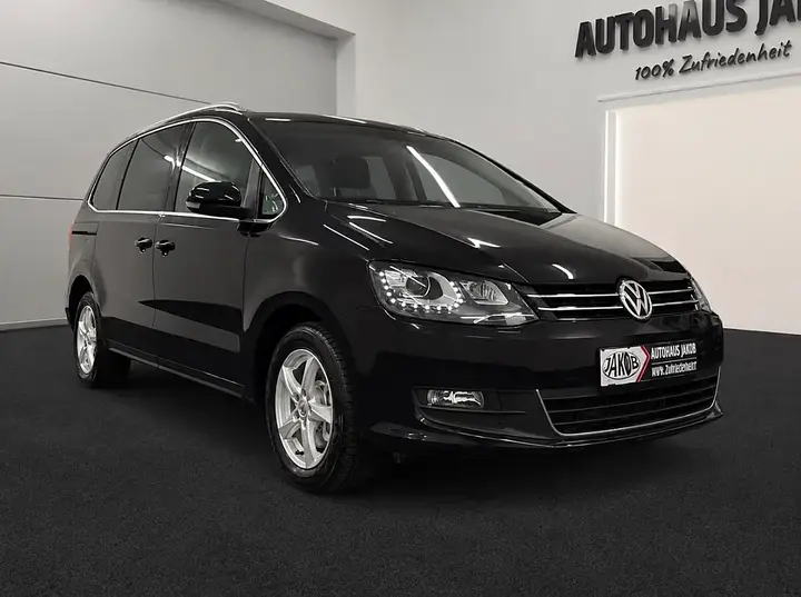 Volkswagen Sharan 2017 photo 2