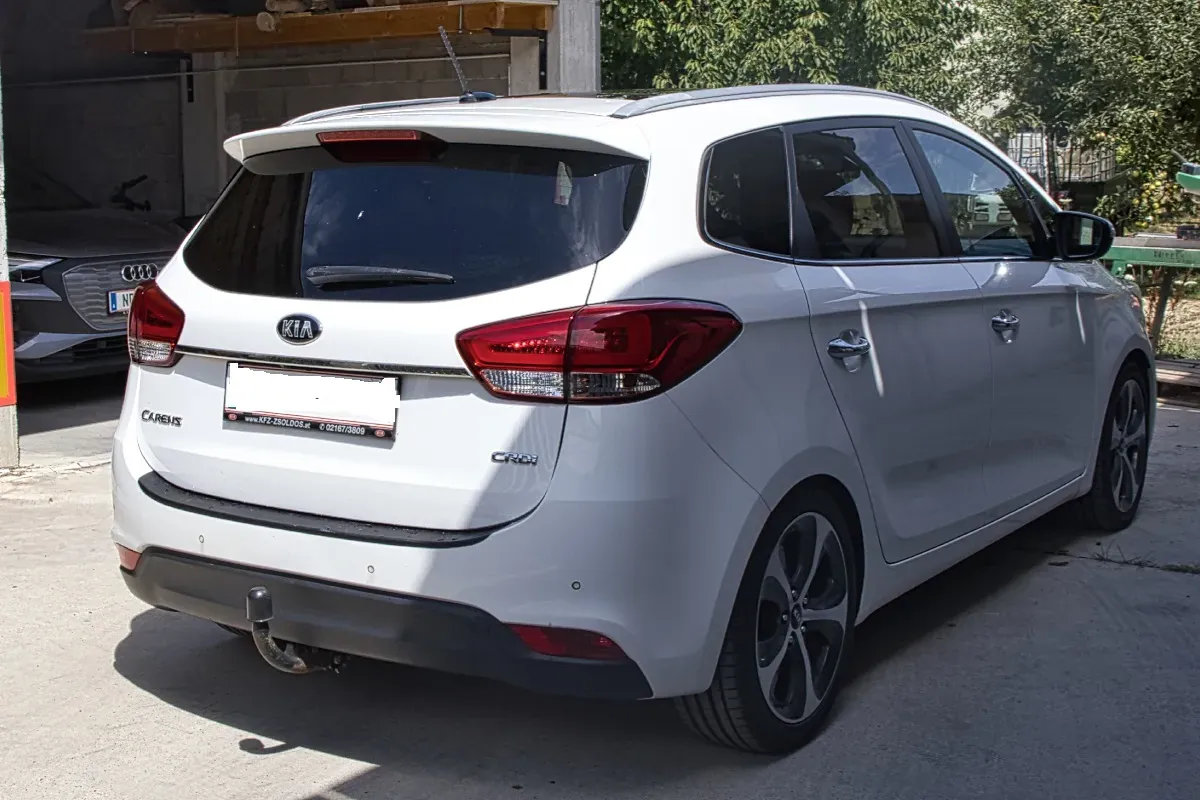Kia Carens 2014 photo 3