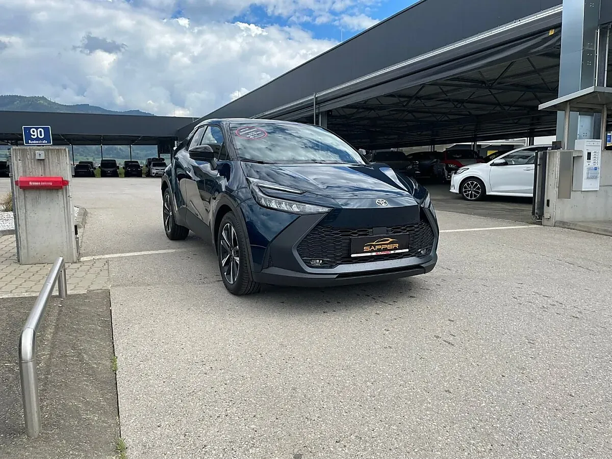 Toyota C-Hr 1970 photo 3
