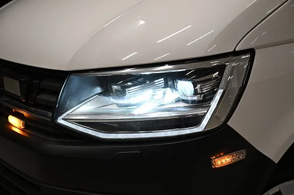 Volkswagen Transporter 2019 photo 5