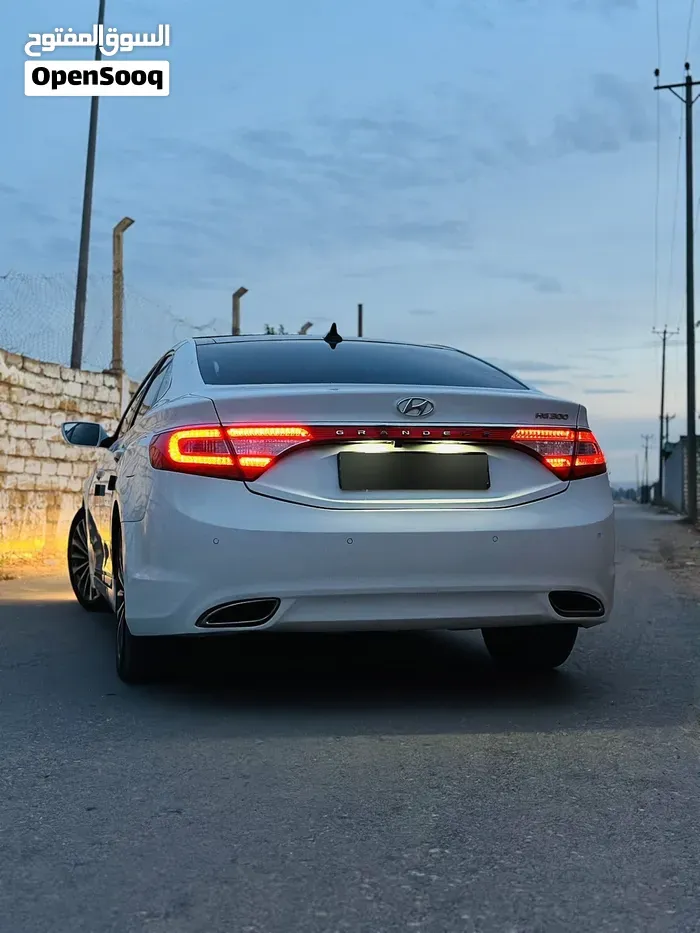 Hyundai Azera 2012 photo 3